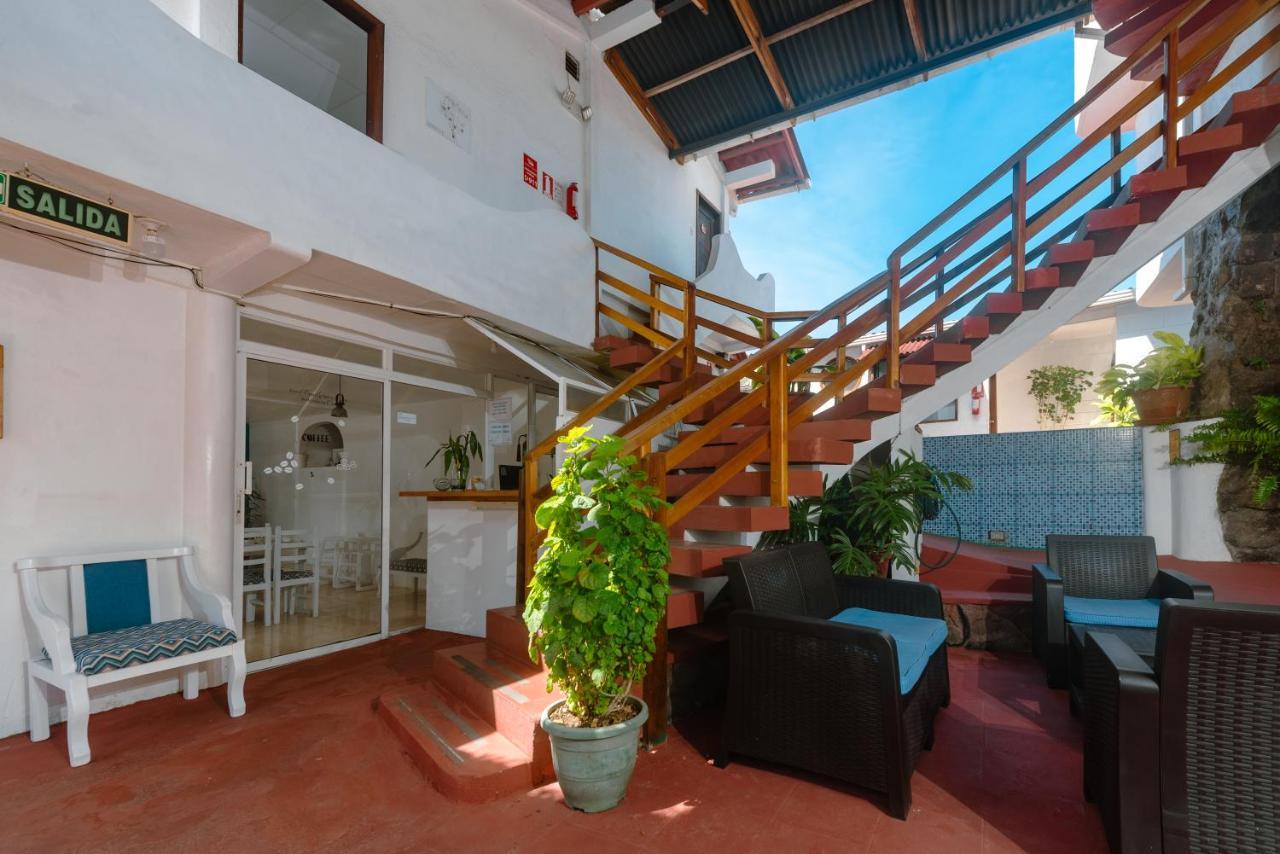 Hostal North Seymour 阿约拉港 外观 照片